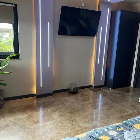 Maya Holiday home